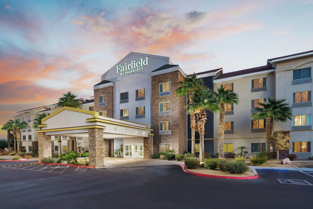 Fairfield Inn and Suites by Marriott Las Vegas South 7/57