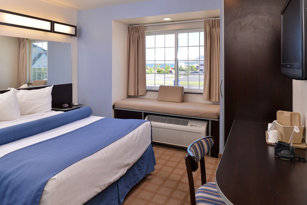 Microtel Inn Suites Klamath Falls 18/26