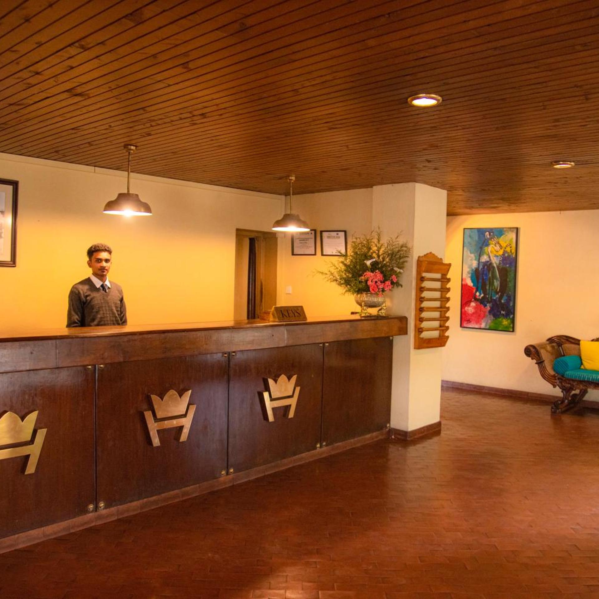 WINDSOR HOTEL 6/22