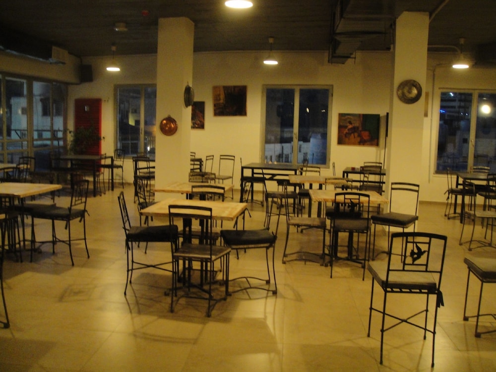 Art Hotel 30/50