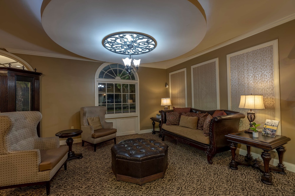 Best Western Plus French Quarter Courtyard Hotel 32/54