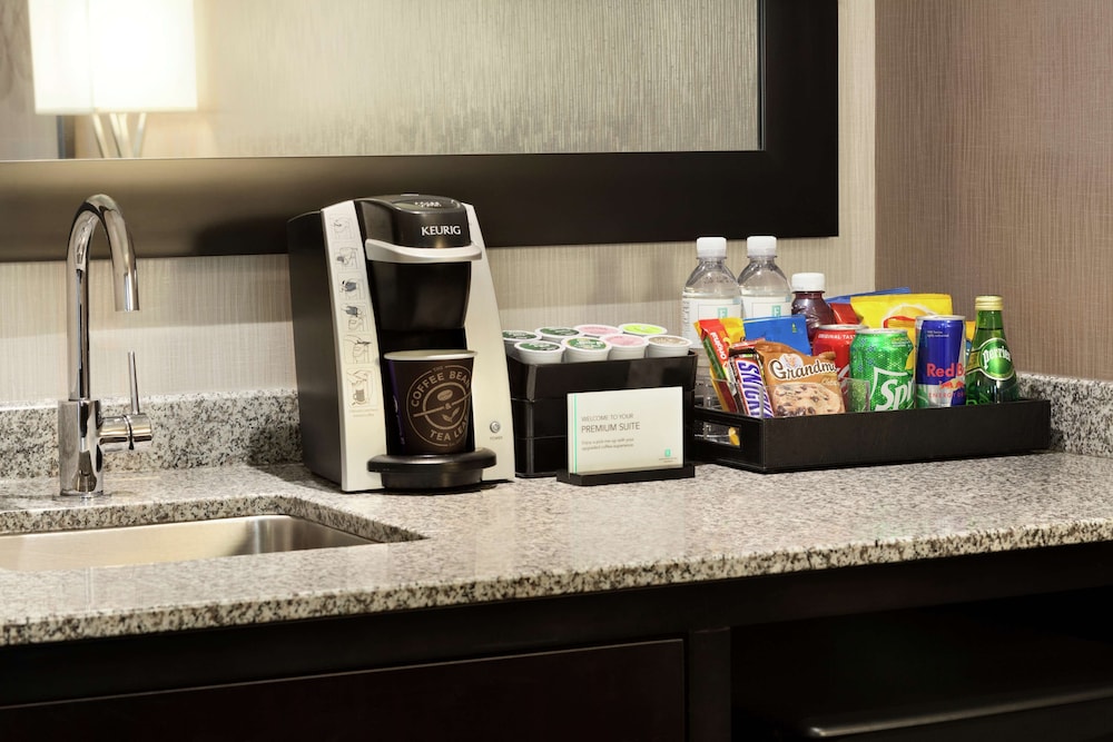 Embassy Suites By Hilton Atlanta Alpharetta photo2