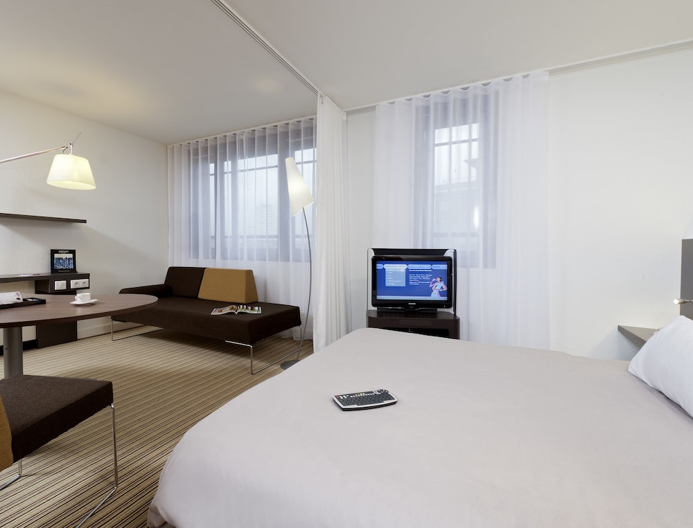 Novotel Suites Paris Montreuil Vincennes 26/75