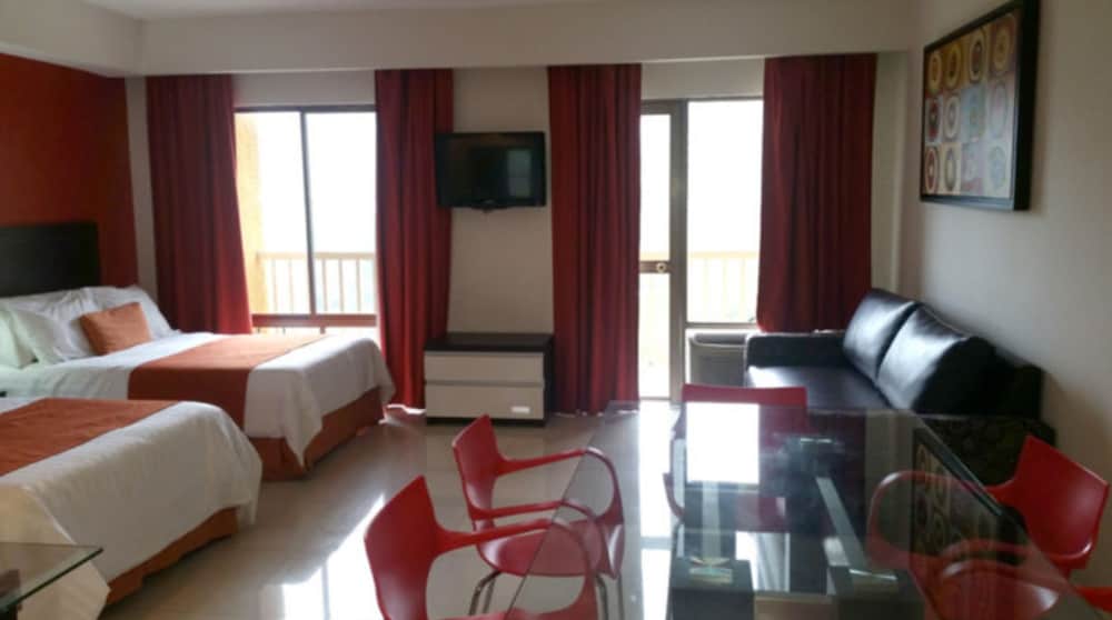Bahia Escondida Hotel 42/65