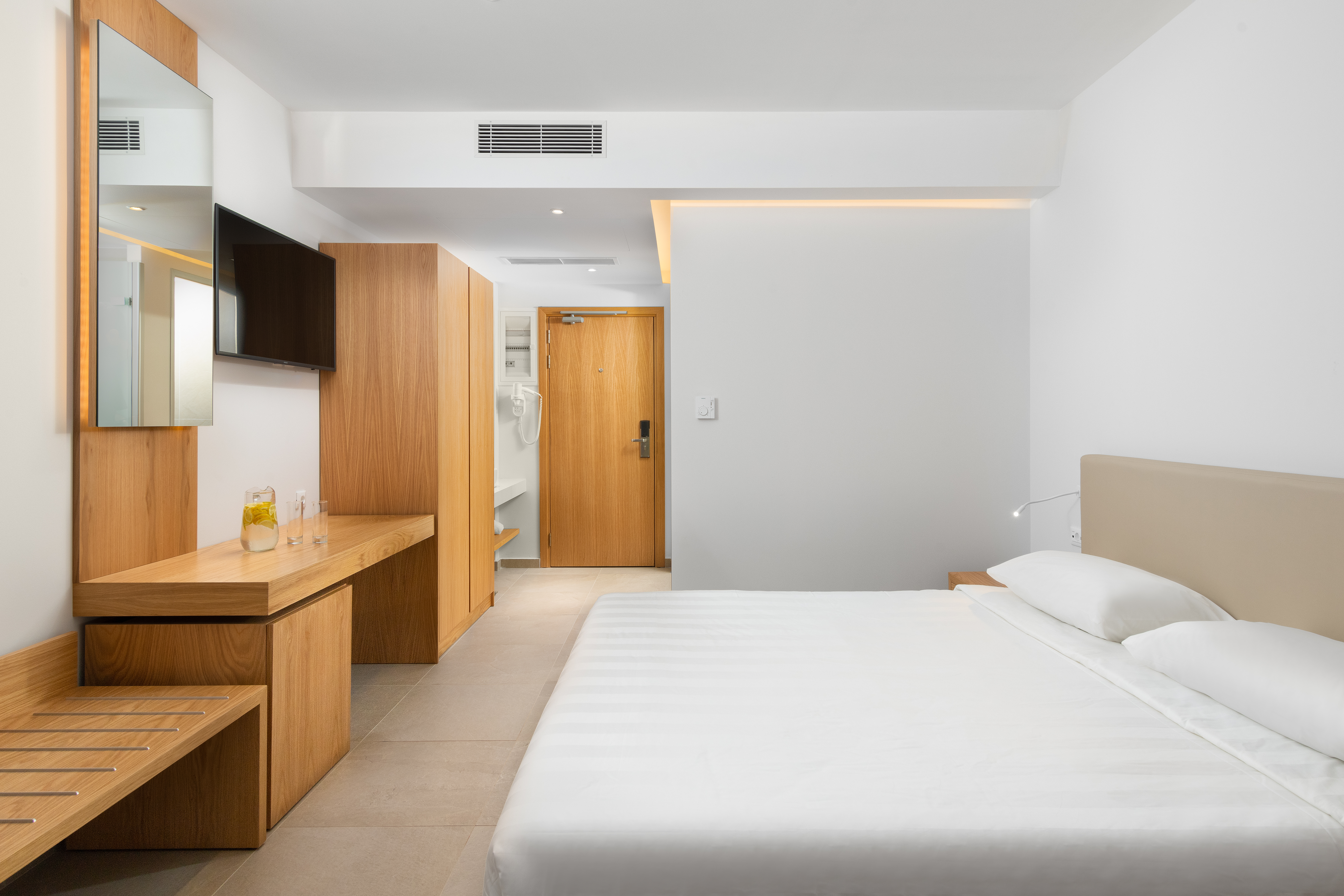 DOUBLE ROOM DELUXE INLAND VIEW