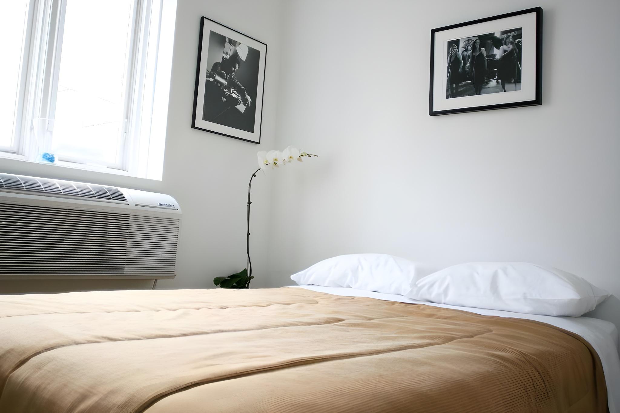 STANDARD, DOUBLE BED, PRIVATE BATHROOM, LARGE