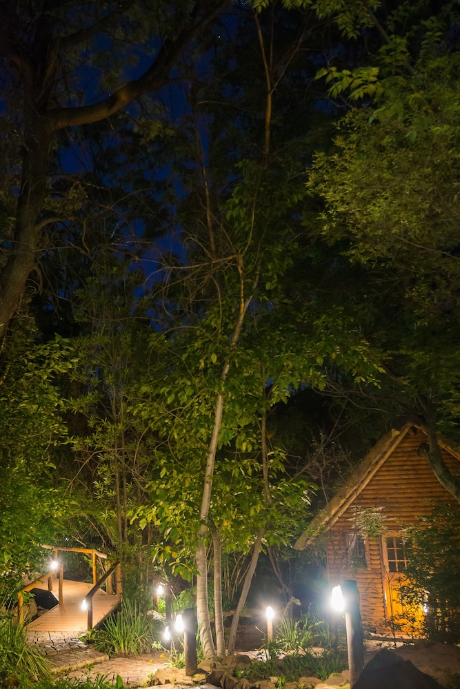 Amadwala Lodge 25/42