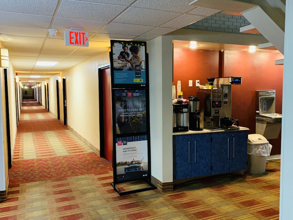 Countryside Suites Kansas City Independence I 70e Sports Complex Hotel 28/40