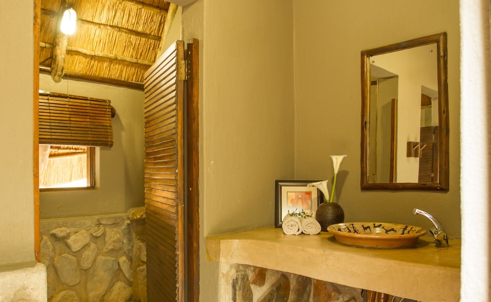 Littlebush Private Lodge 35/38