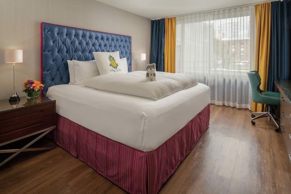 Stumptown, King Bed, Accessible