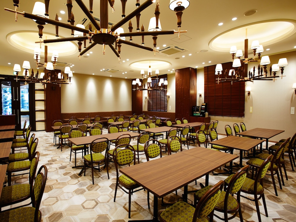 S.Training Center Hotel 44/58