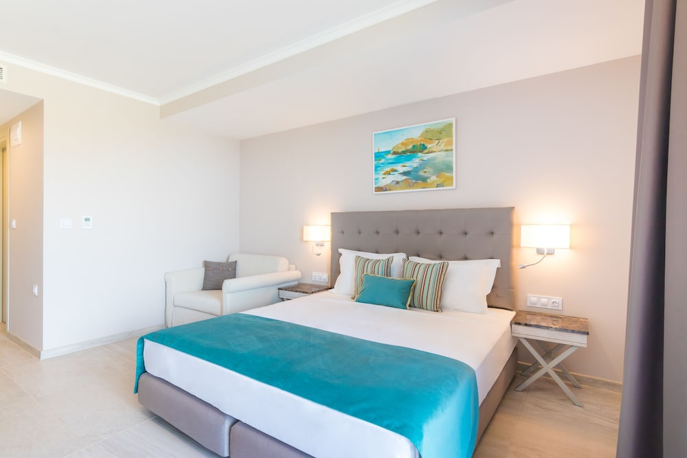 King Maron Beach Hotel & Spa 6/50