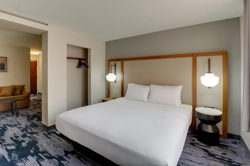 Best Western Plus Las Colinas Inn & Suites 21/58