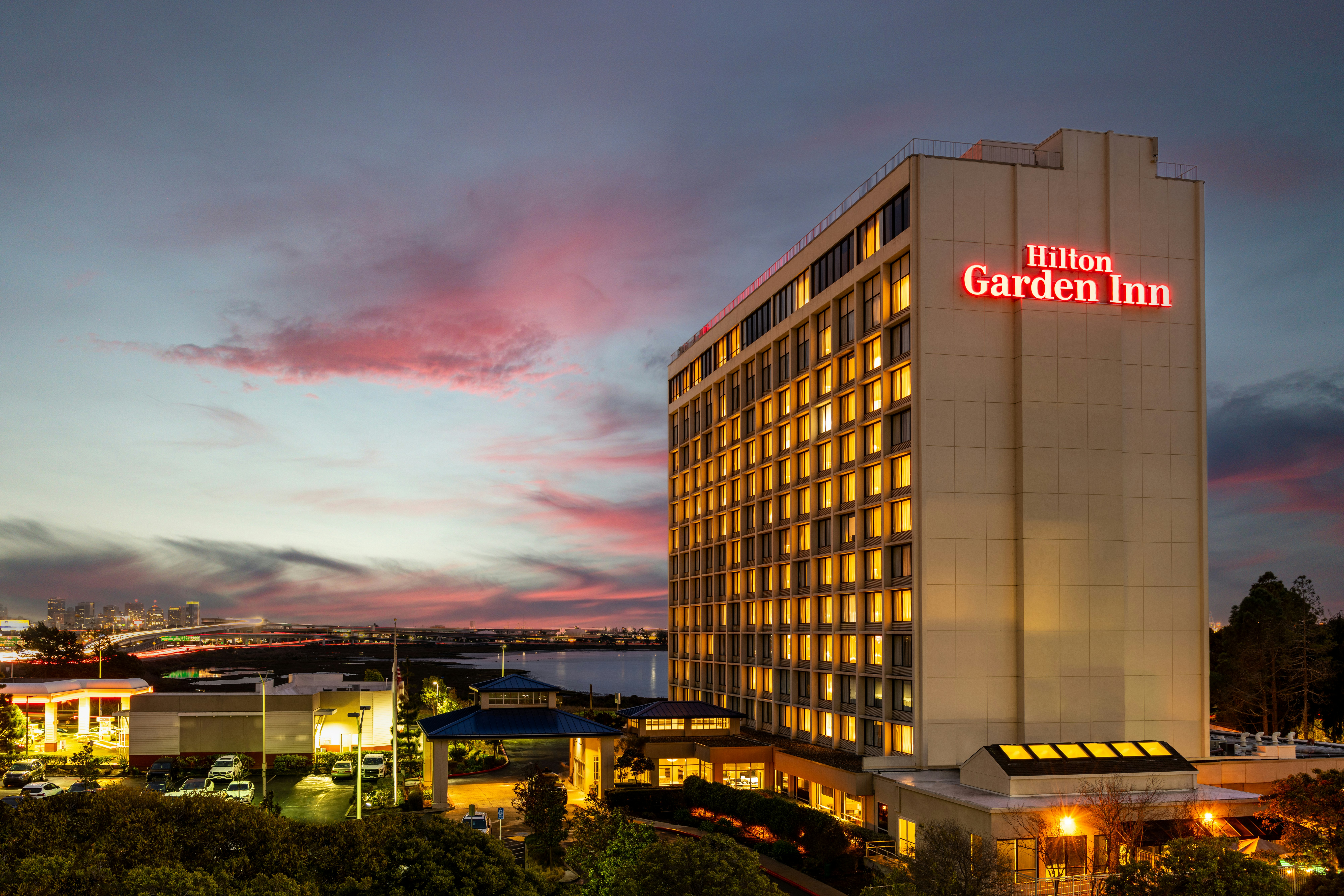 Hilton Garden Inn San Francisco/Oakland Bay Bridge 1/25