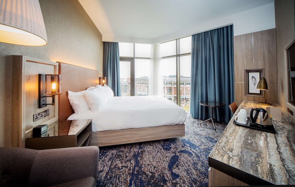 Doubletree By Hilton London Kingston Upon Thames 10/46