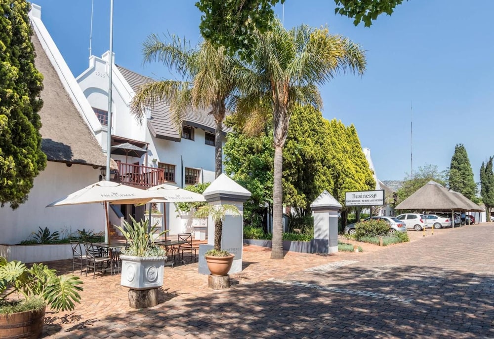 Constantia Hotel and Conference Centre 46/50