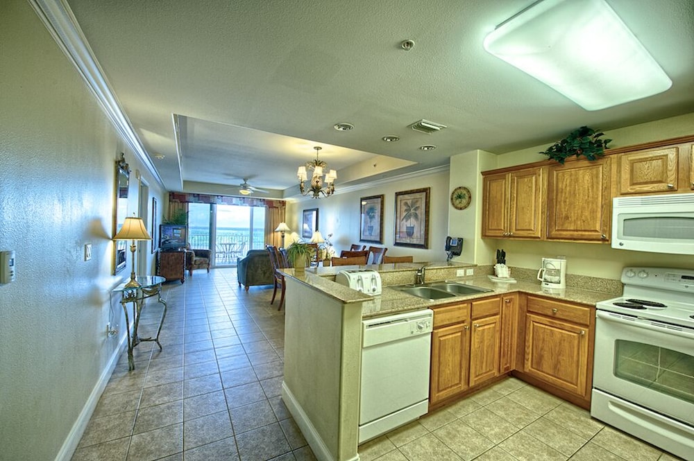 Blue Heron Beach Resort 54/70