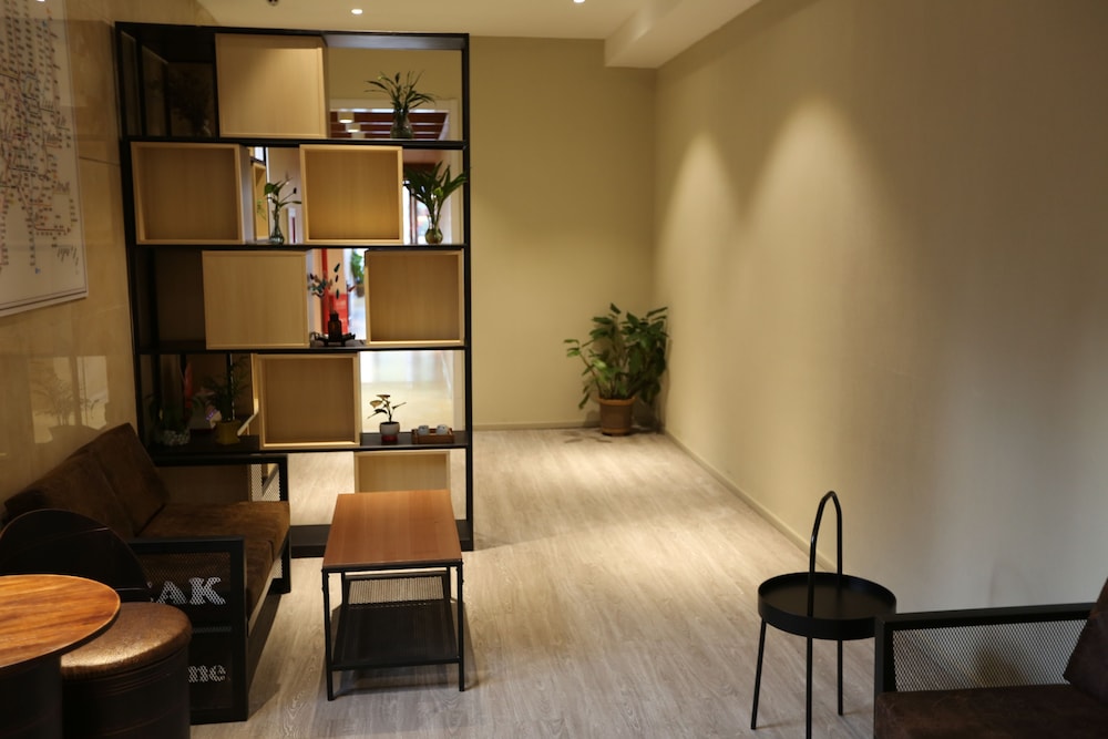 Shanghai Xiannuo Luxury Hotel 27/35