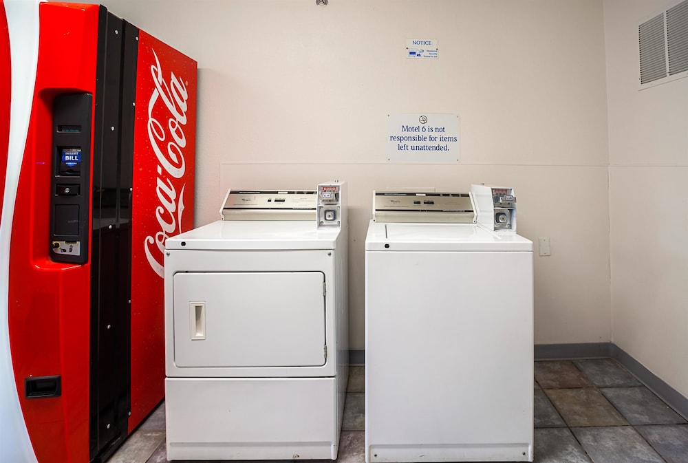 Americas Best Value Inn Bangor 10/43