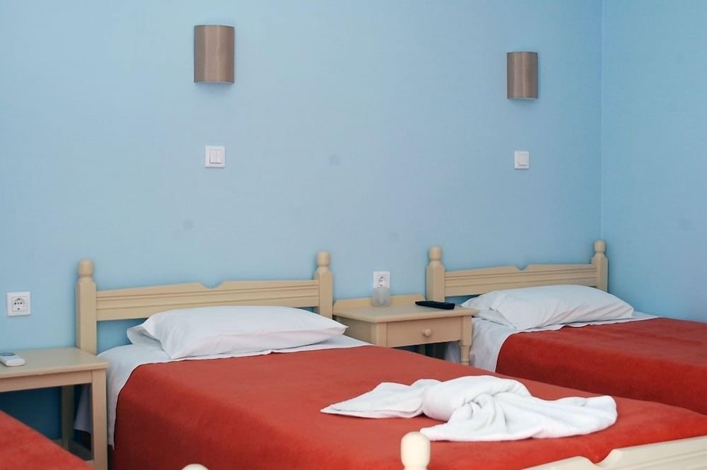 Paros Hotel 11/43