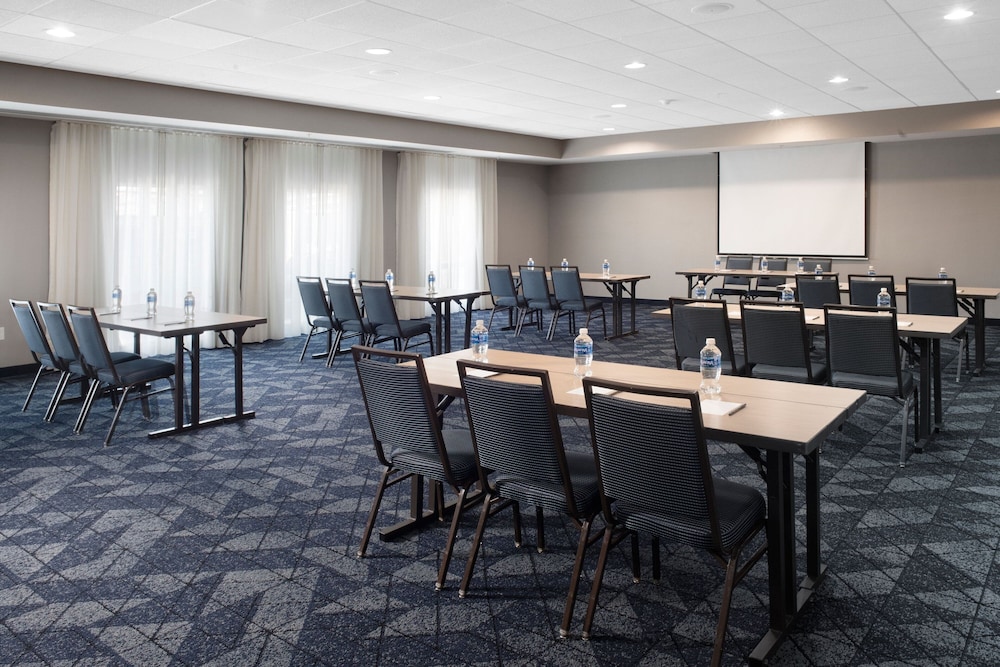 Courtyard by Marriott Galveston Island 35/50