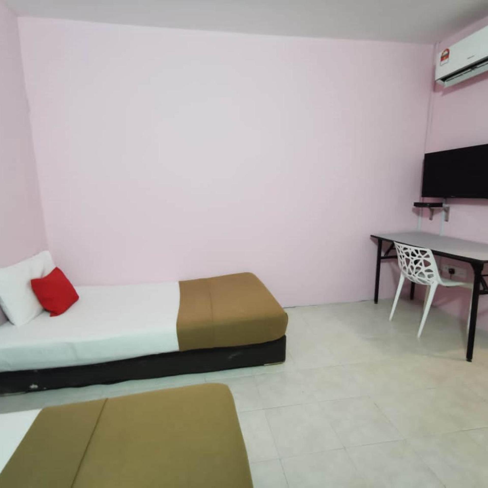 Hotel O My Seven Days Inn 40/50