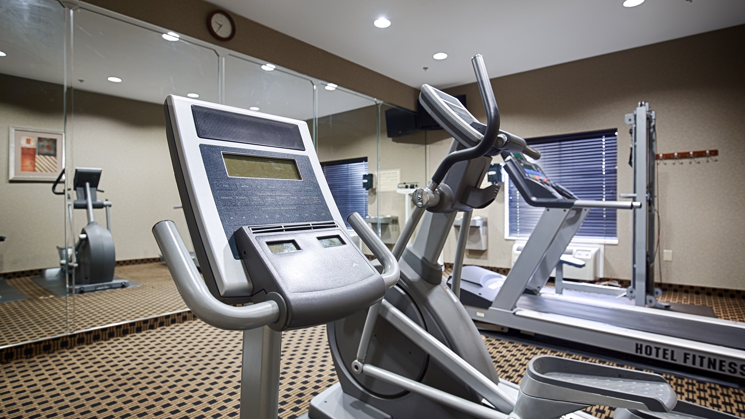 Best Western Plus Goodman Inn & Suites 17/31