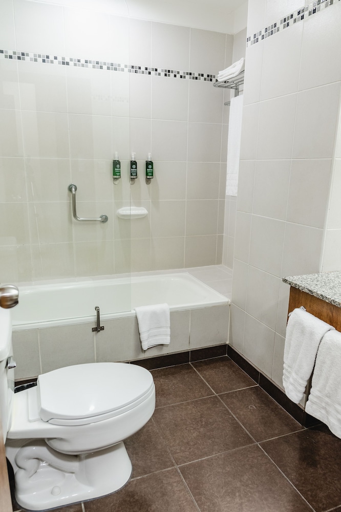 غرفة بسرير كوين، Wyndham Garden Guayaquil 5/5