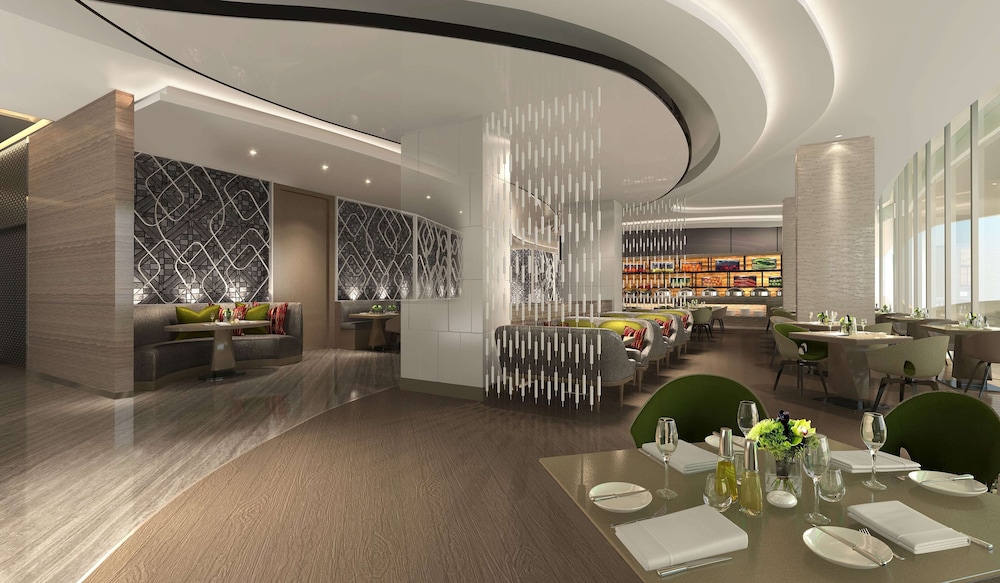 Doubletree By Hilton Ahmedabad India 7/48