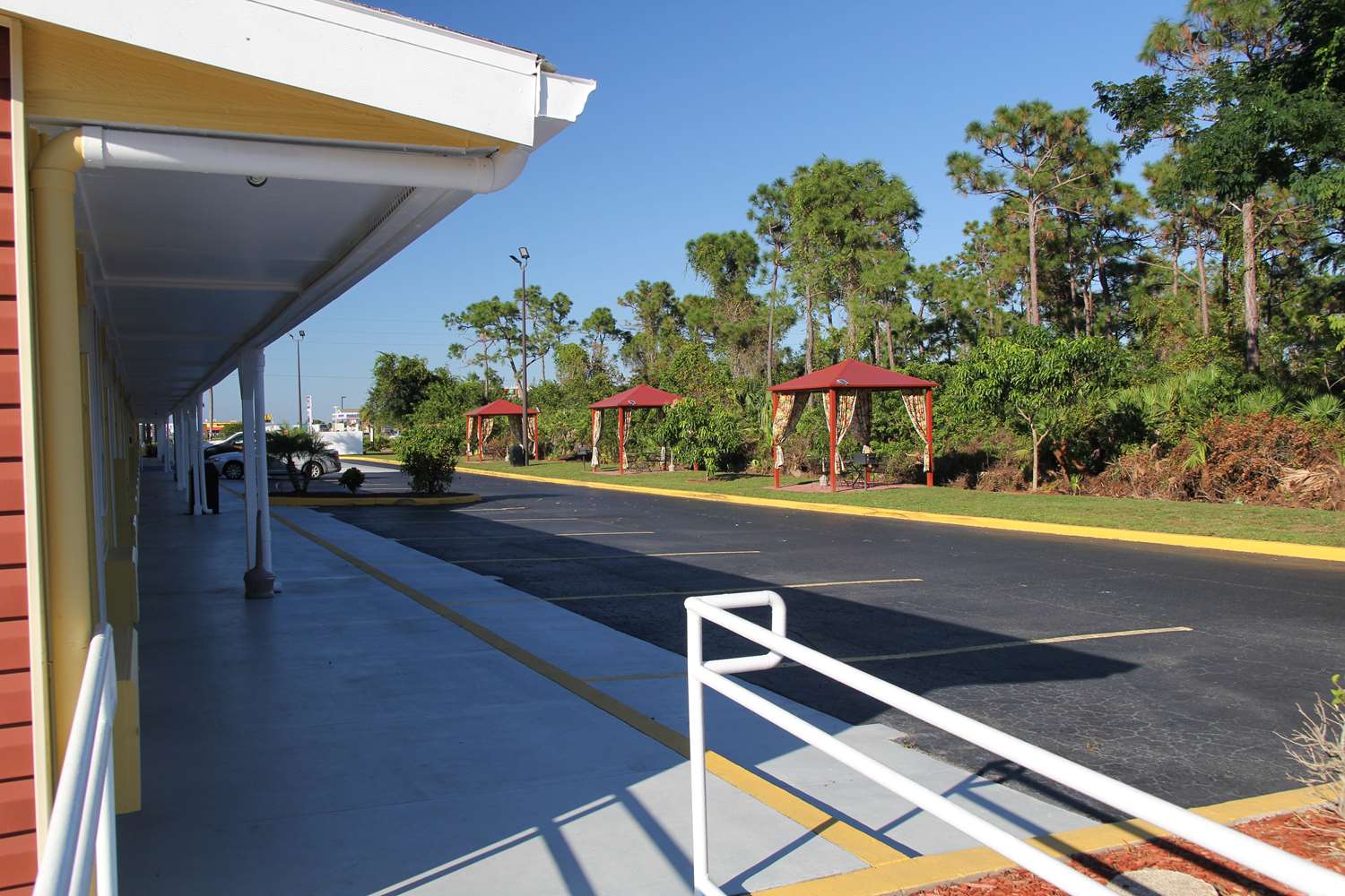 Knights Inn Punta Gorda 27/38