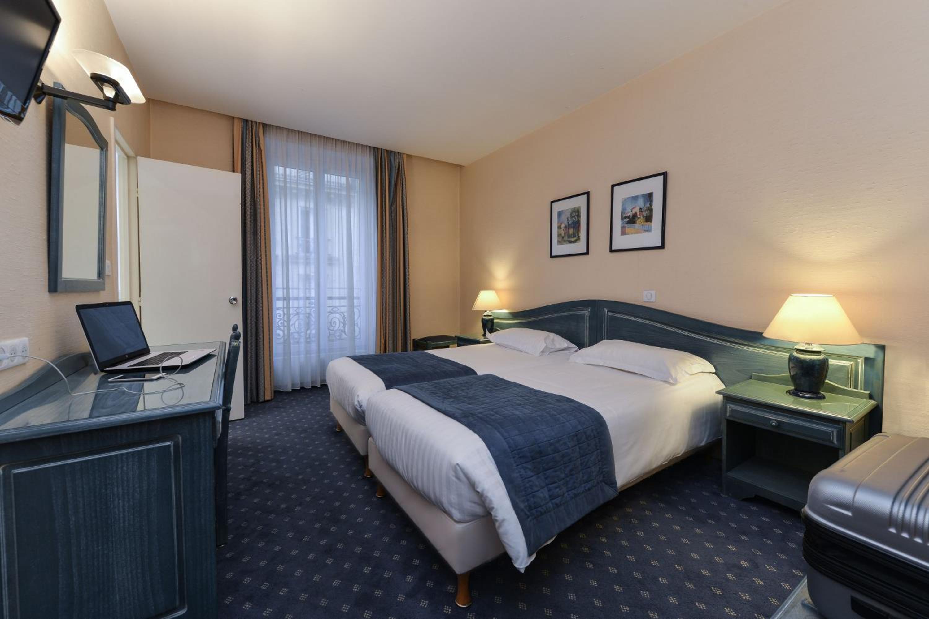 Les Hotels Du Pre 13/43