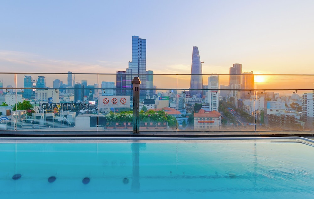 Winsuites Saigon 46/50