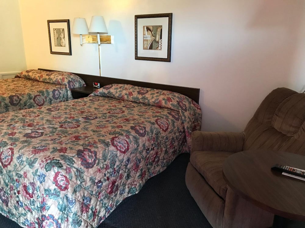 Motel Grand 16/56
