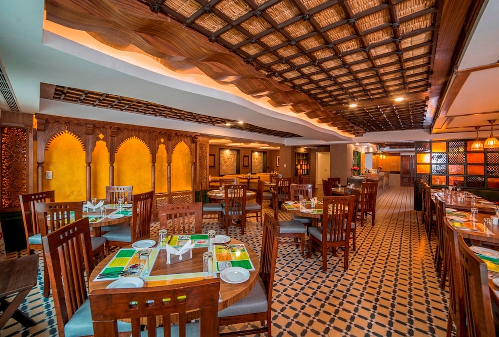Lemon Tree Hotel Srinagar 21/21