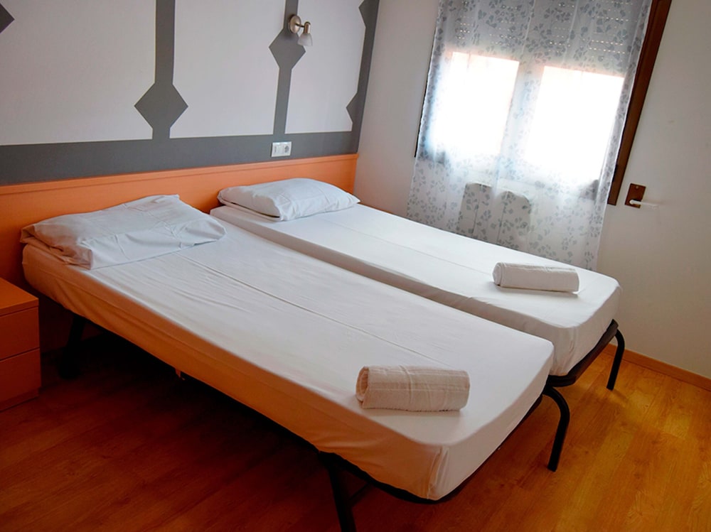 Apartamentos Pantebre 3000 23/64