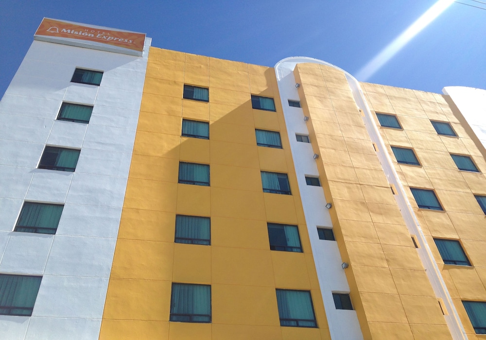 Hotel Mision Express Pachuca 3/36