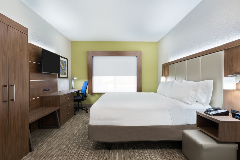 Holiday Inn Express And Suites Columbus Airport East 11/46
