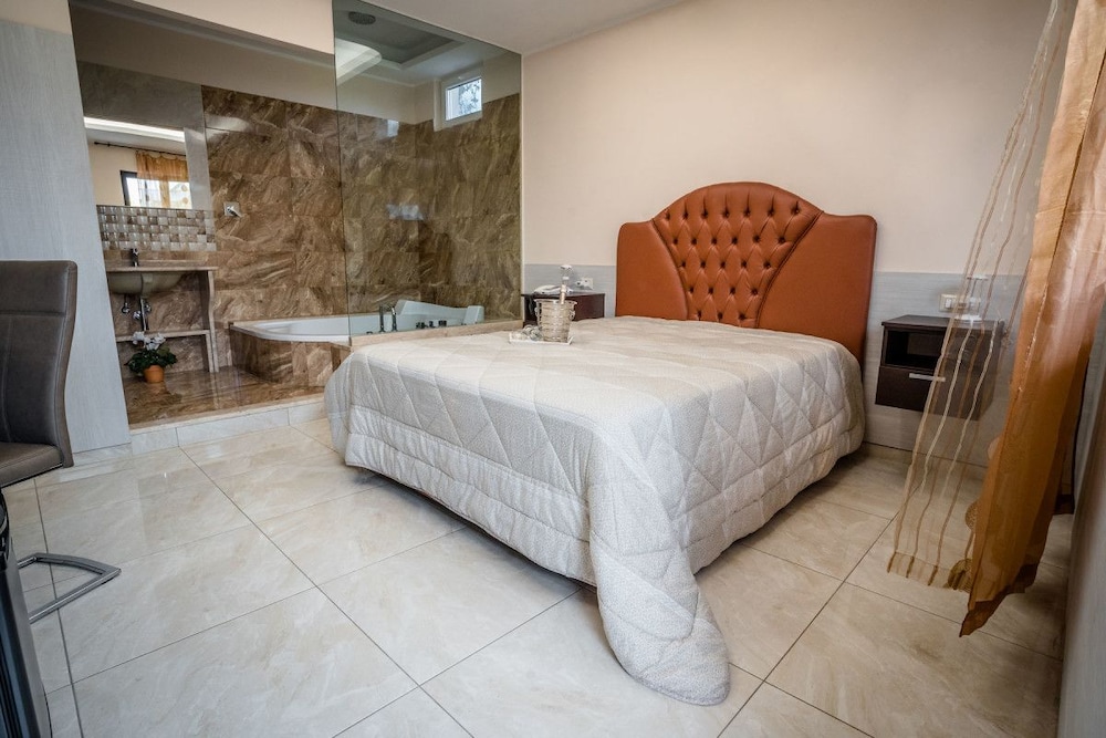 Hotel La Fenice 33/42