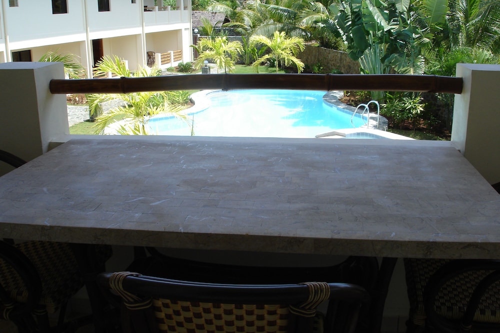 Alona Swiss Resort 55/60