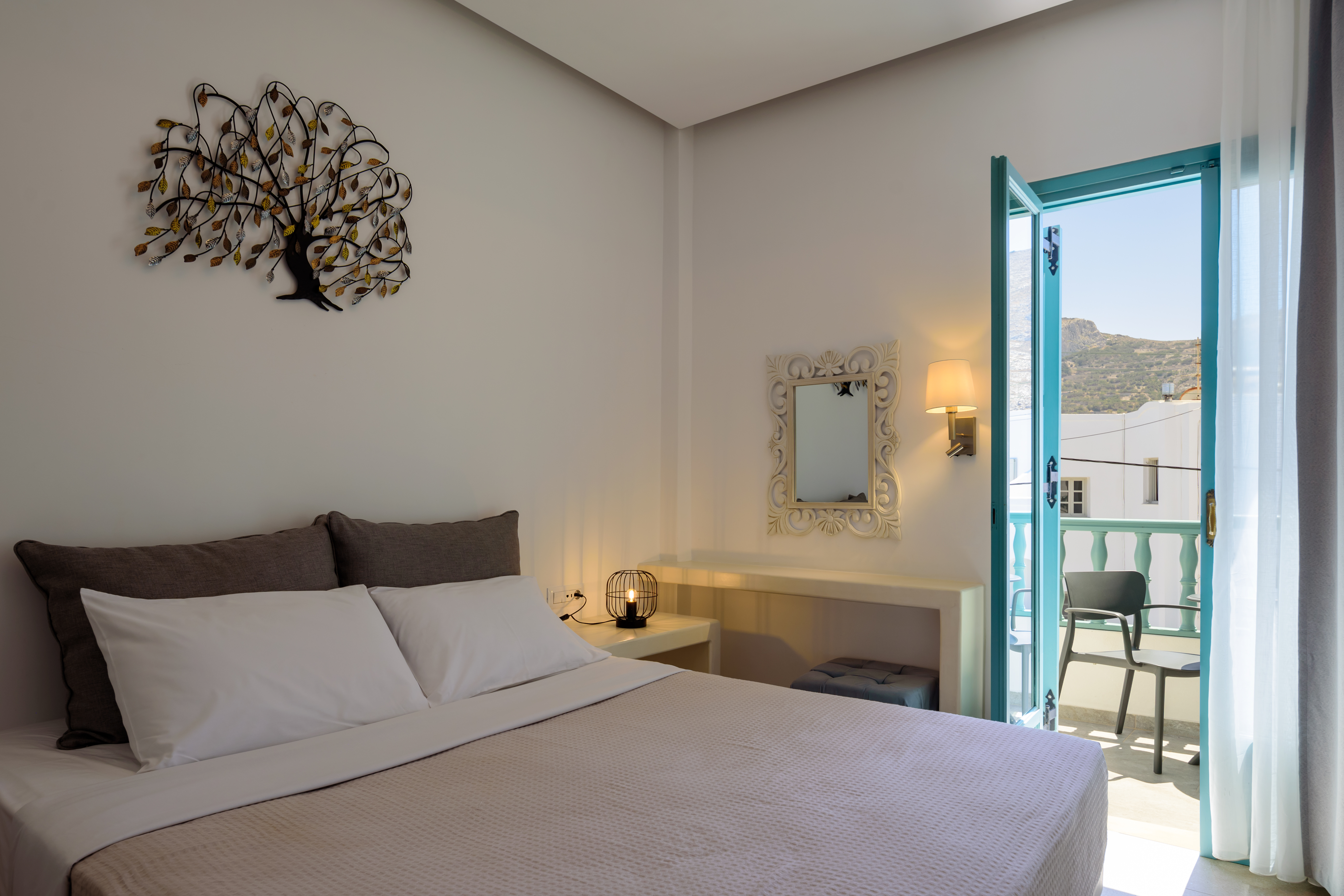 SINGLE ROOM SUPERIOR