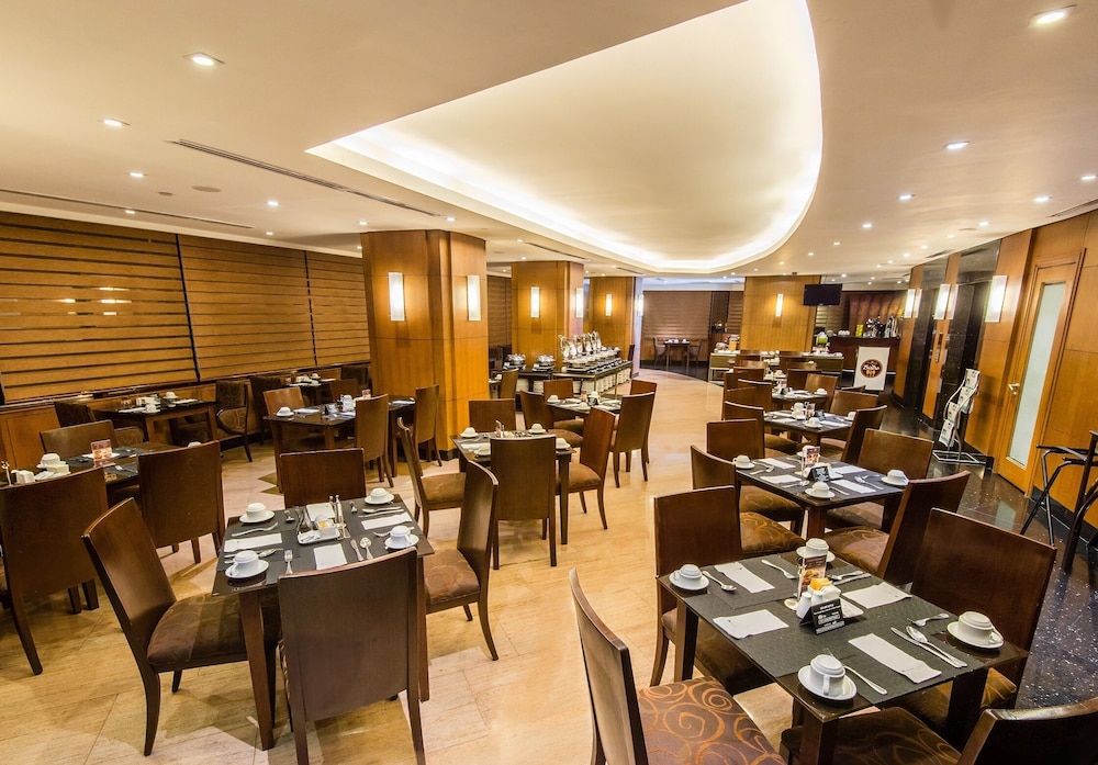 City Garden Hotel Makati 59/71