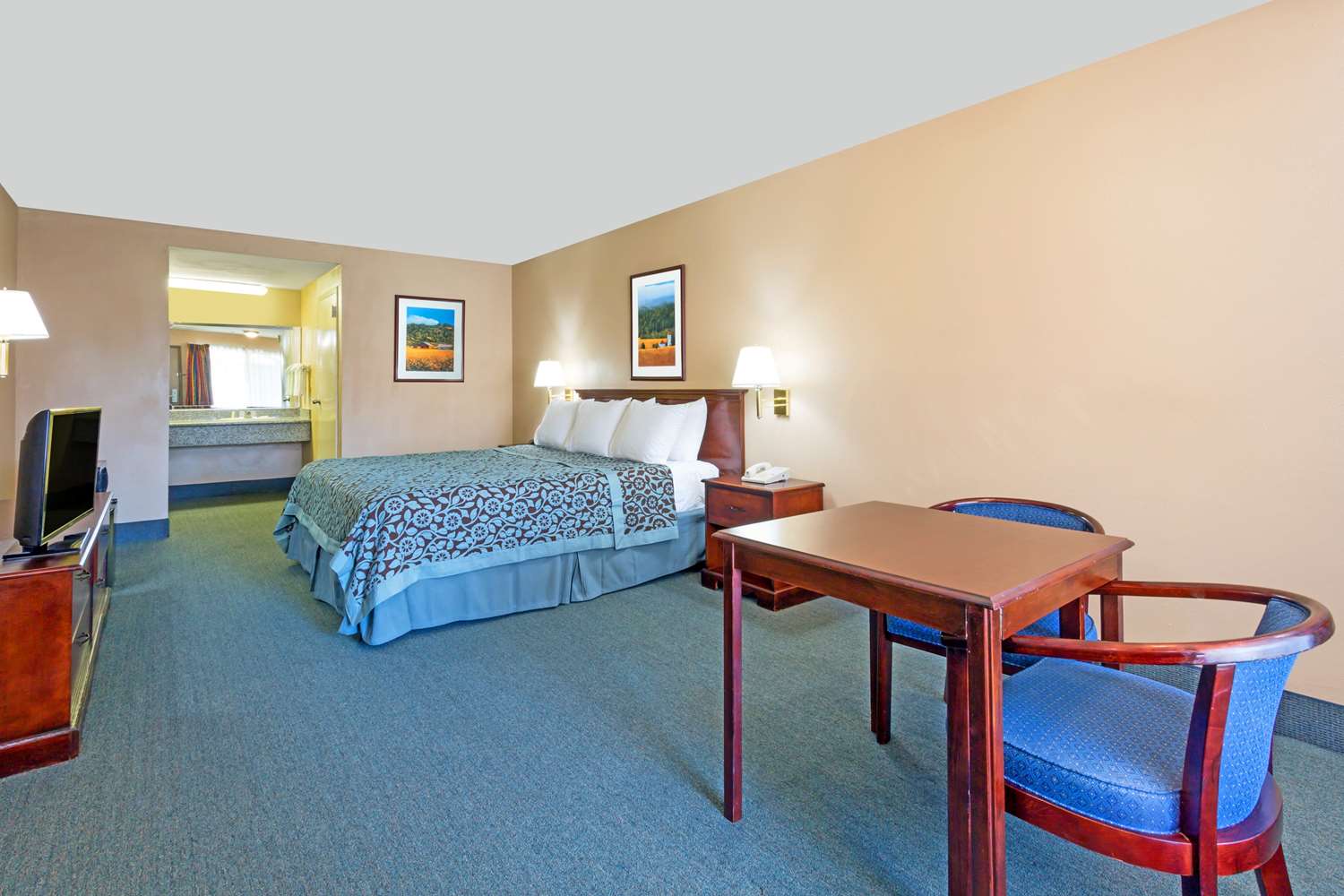 Days Inn by Wyndham Fontana / Rialto 17/34