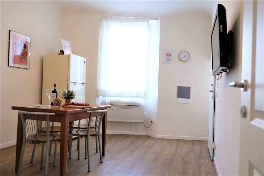Wine Apartments Florence Morellino 18/28
