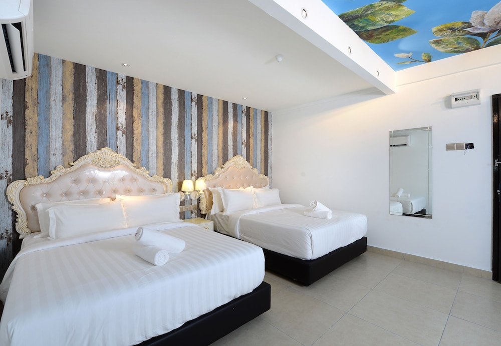 Hotel De Art Usj 21 20/35