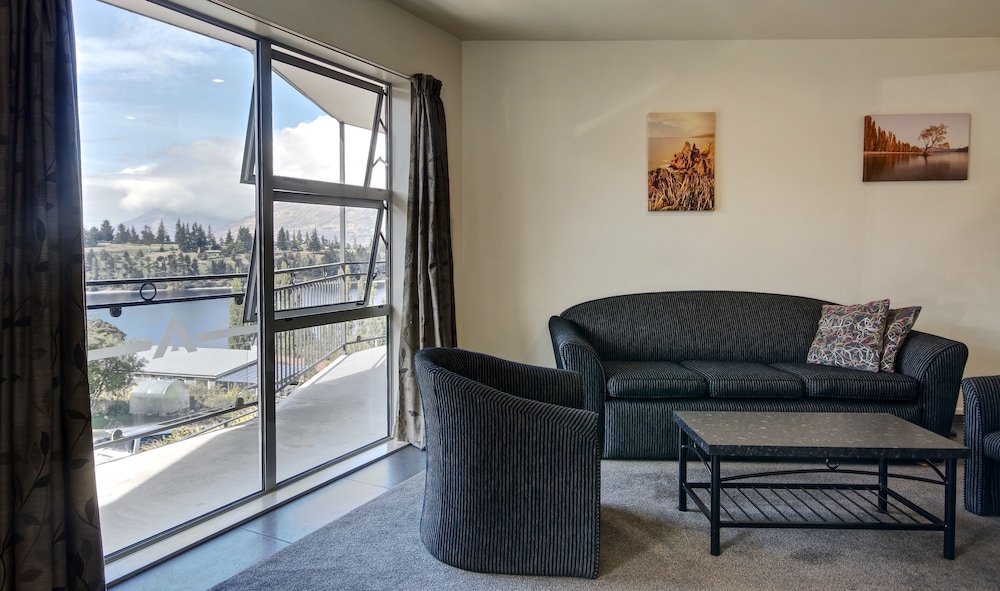 Alexis Motels And Apartments 44/69