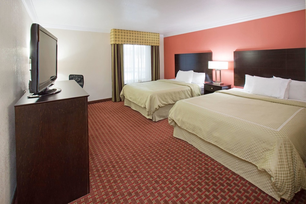 Americinn By Wyndham Johnston Des Moines 12/41