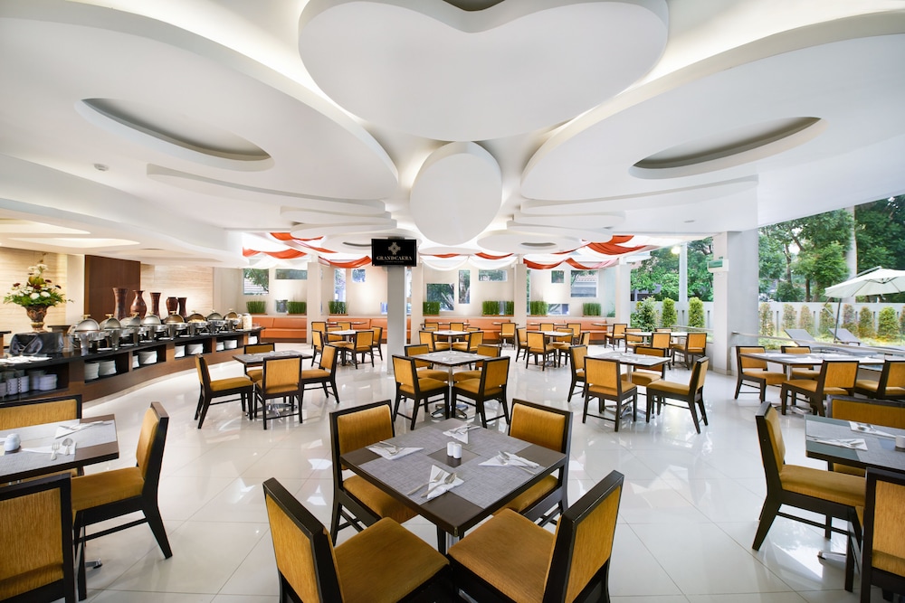 Grand Cakra Hotel 36/52