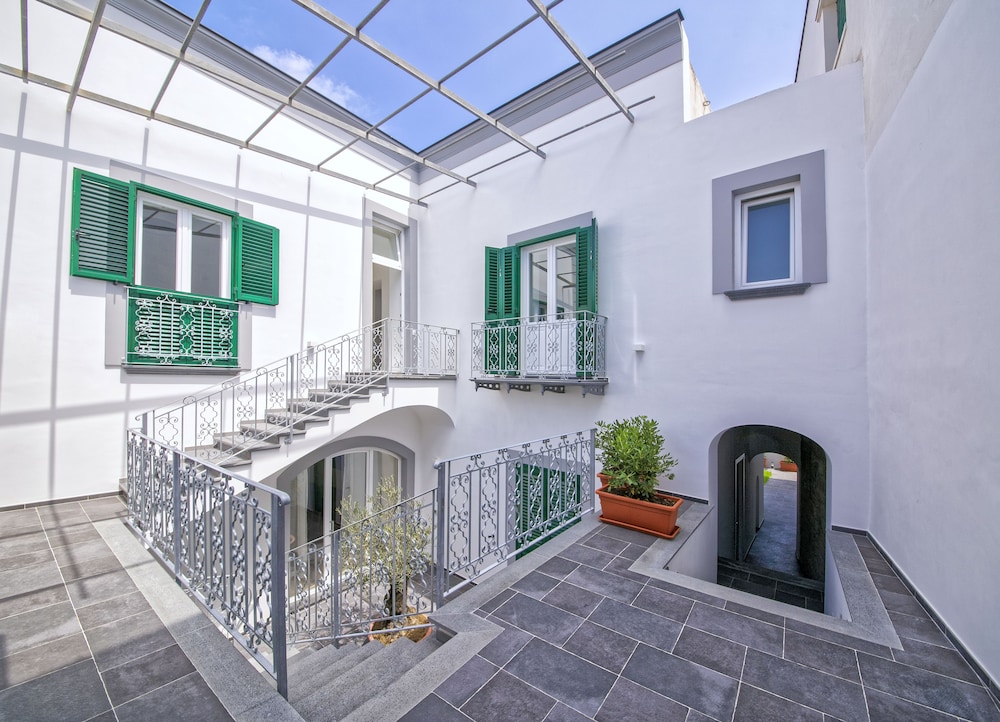 B and B Marina Garden، Forio 28/36