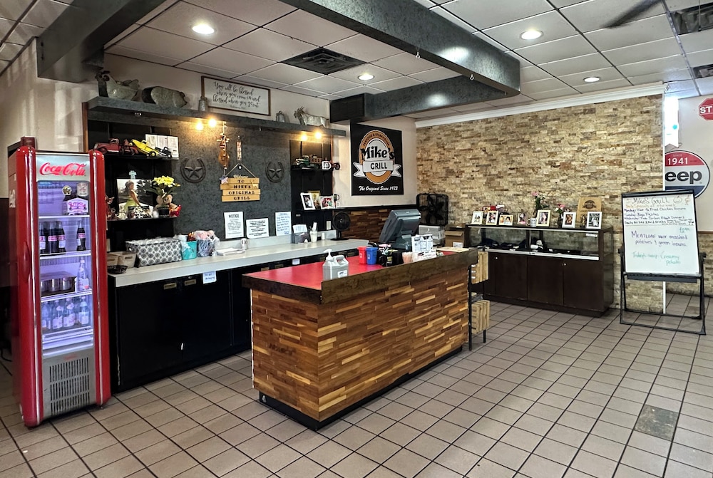 Stay Inn and Suites 10/76