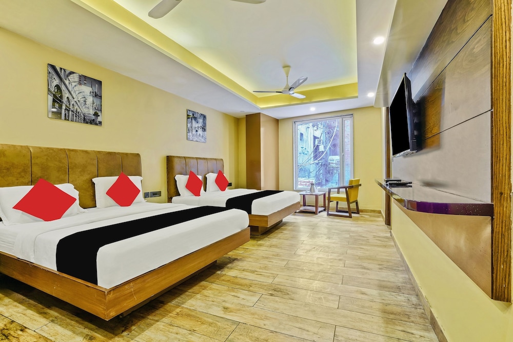 Staybook Hotel Nitya Maharani 15/50